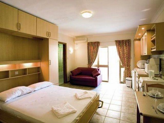 Clover Holiday Complex Qawra Zewnętrze zdjęcie