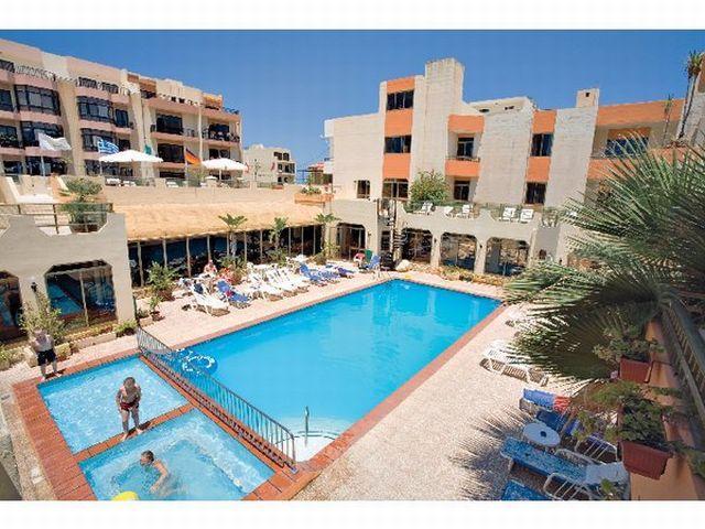 Clover Holiday Complex Qawra Zewnętrze zdjęcie